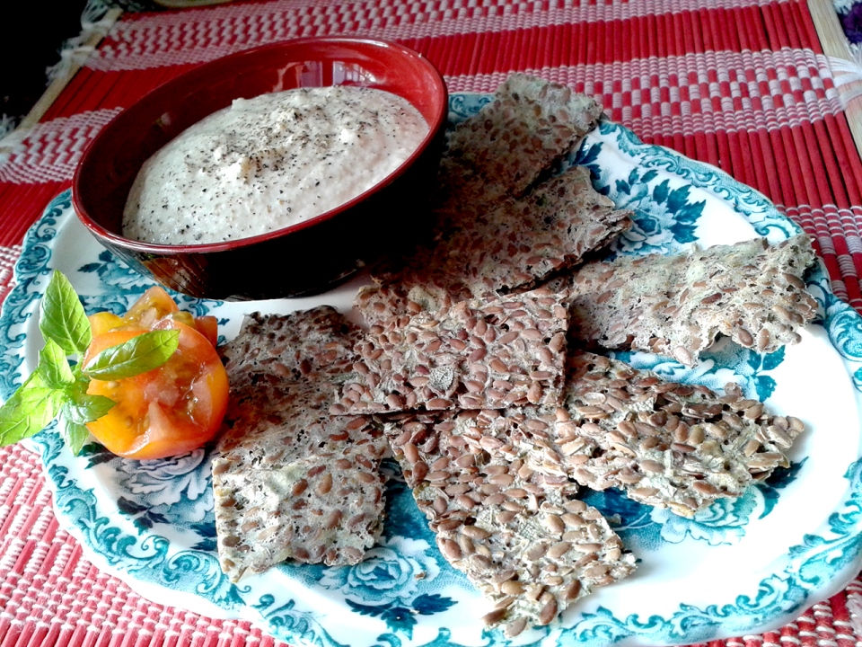 Raw Linseed Crackers